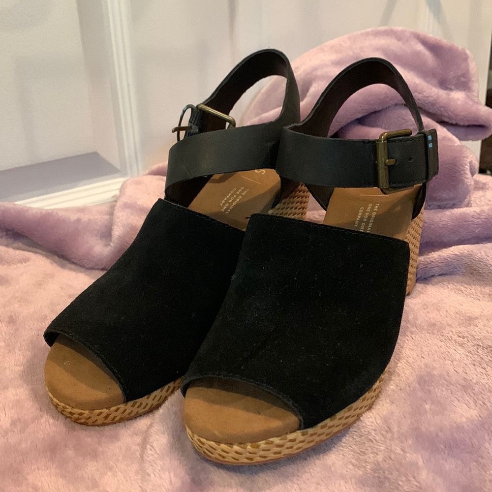 TOMS Womens size 7 wedges. Gently worn one time. No tags or box.